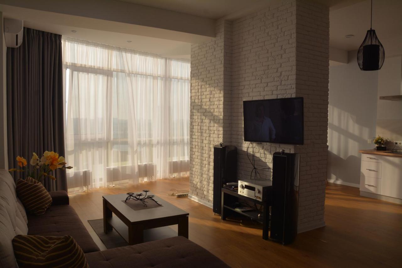 Sky Apartment Odesa Exterior photo