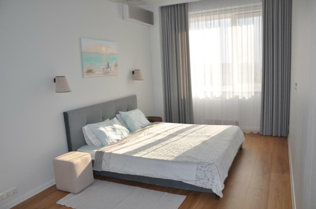 Sky Apartment Odesa Exterior photo